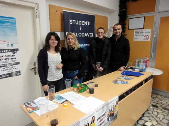 Predstavnice Savjeta mladih Grada Koprivnice s predstavnicima iz Student servisa Varaždin